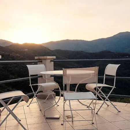 Prázdninový dům Book Your At Bella Vista, Liguria
