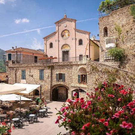 Book Your At Bella Vista, Liguria *
